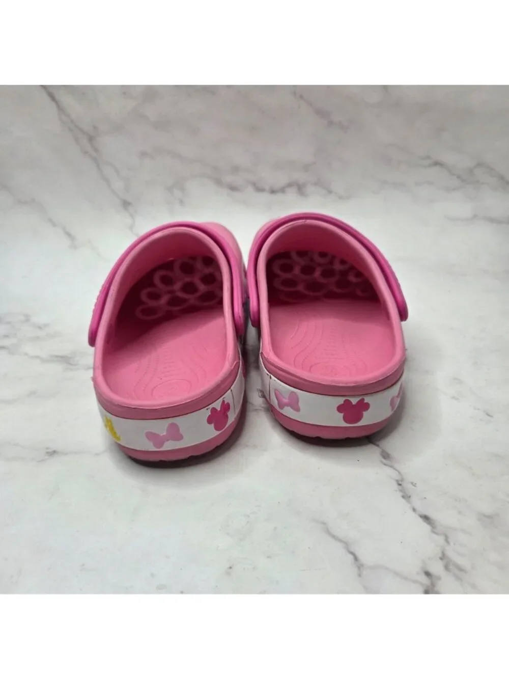 Crocs Disney Fun Lab Minnie Mouse Pink Clogs Sandals Light Up Shoes Girls 2 (J)
